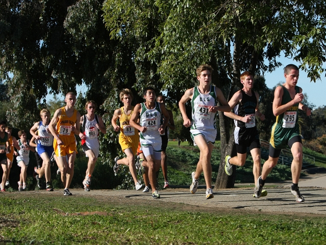 NCS XC D1 Boys-038.JPG - 2009 North Coast Section Cross Country Championships, Hayward High School, Hayward, California